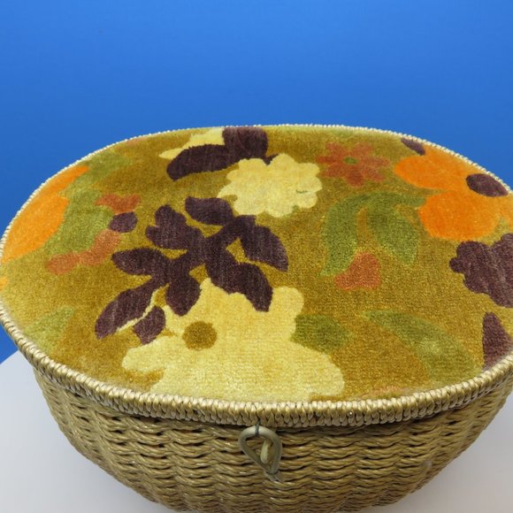 VTG Exclusive Singer MCM Sewing Storage Basket/Stool Woven Plastic Wicker - Picture 2 of 12